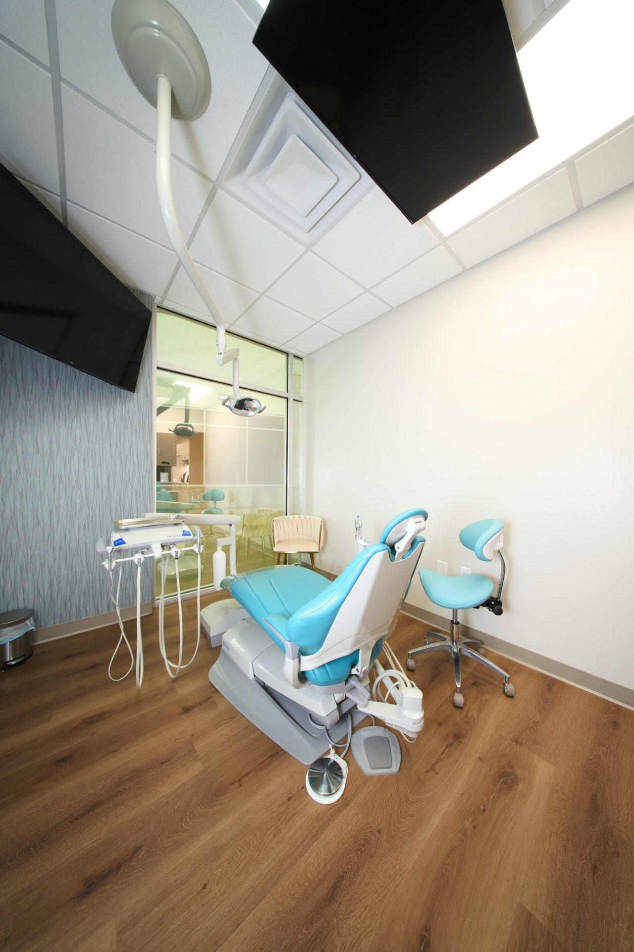 crystal clear dental san antonio office tour11